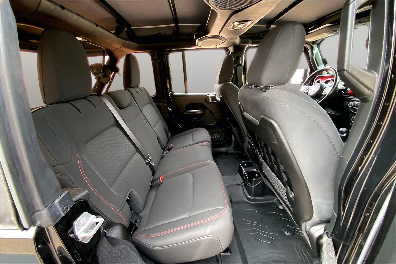 Used 2021 Jeep Wrangler Unlimited Rubicon AWD/4WD image 27
