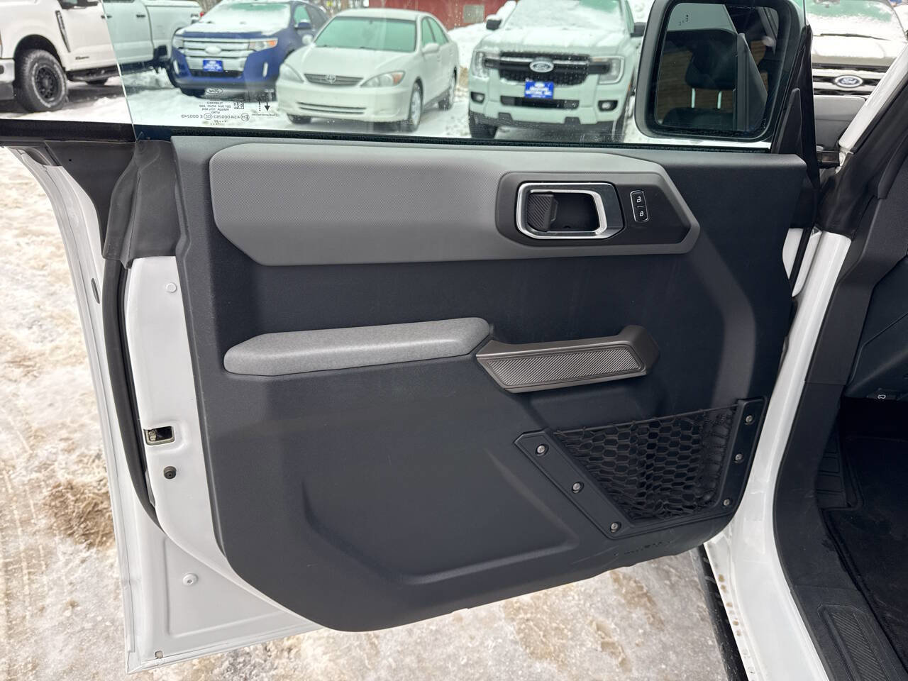 Certified 2022 Ford Bronco Black Diamond image 30