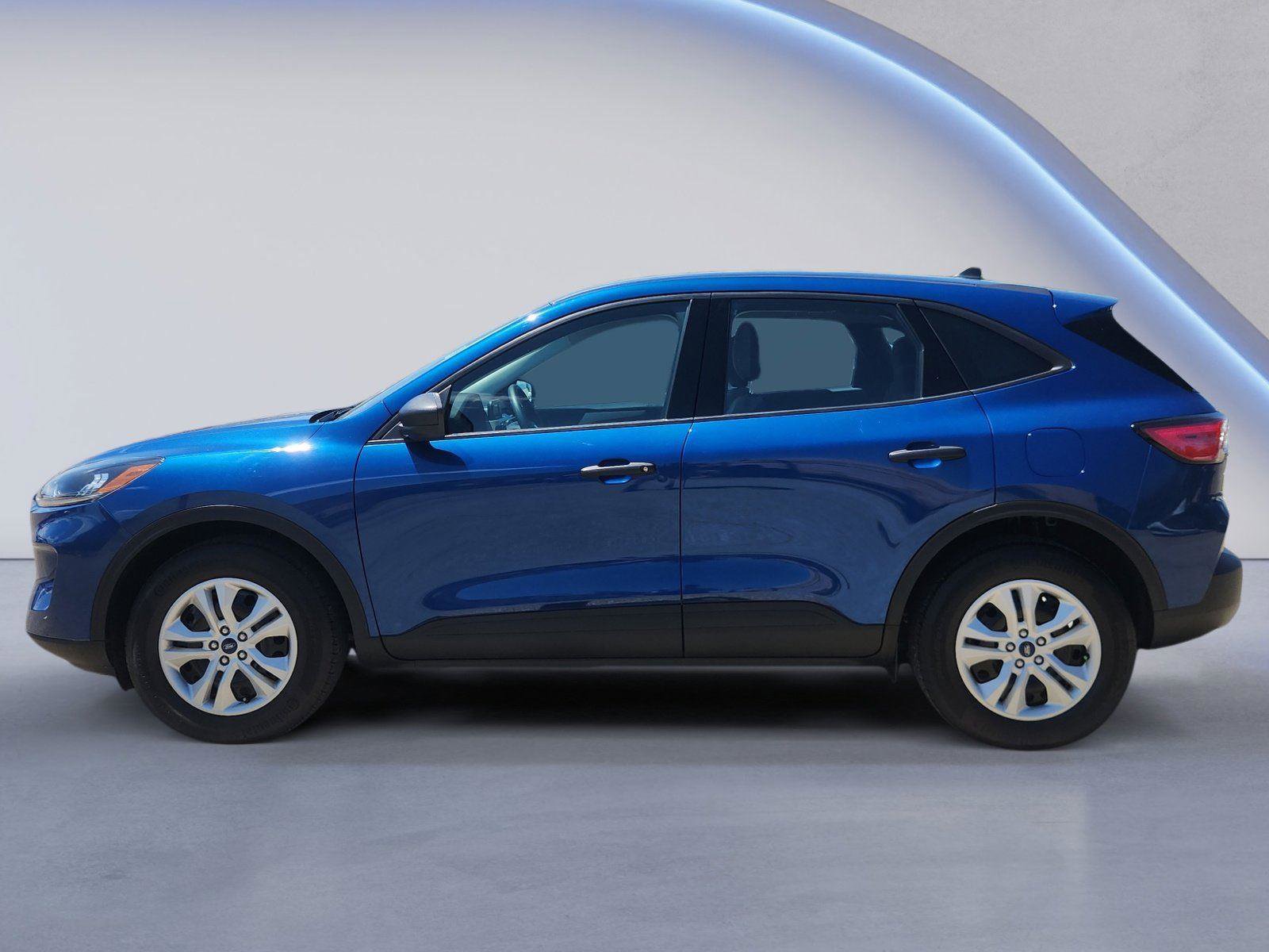 Certified 2022 Ford Escape S AWD/4WD image 6