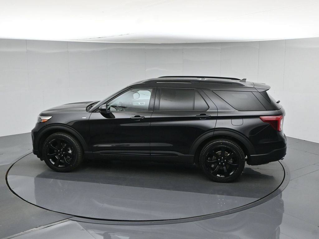 Certified 2023 Ford Explorer ST-Line RWD image 48