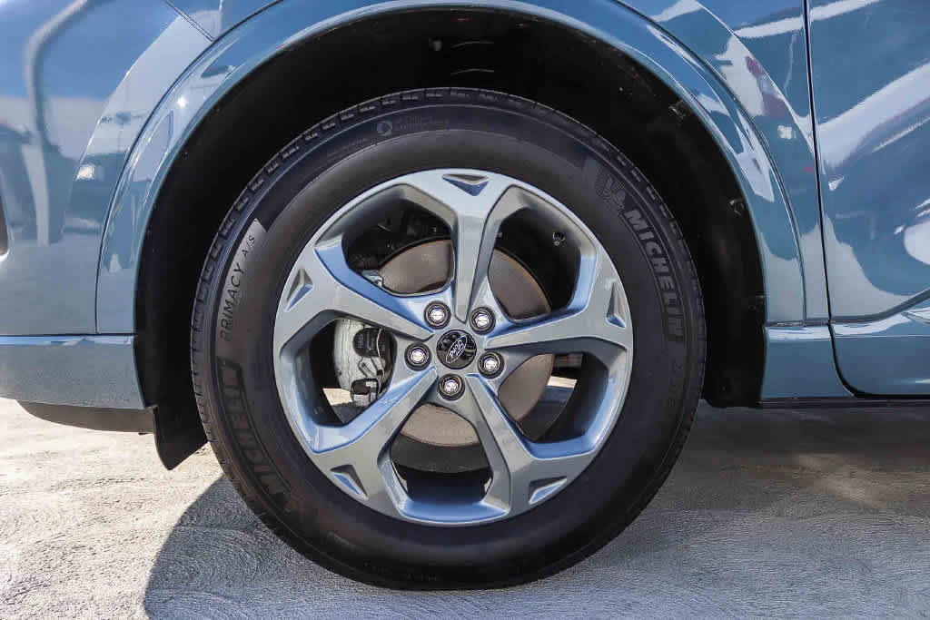 Certified 2023 Ford Escape ST-Line Select w/ Tech Pack #2 AWD/4WD image 11