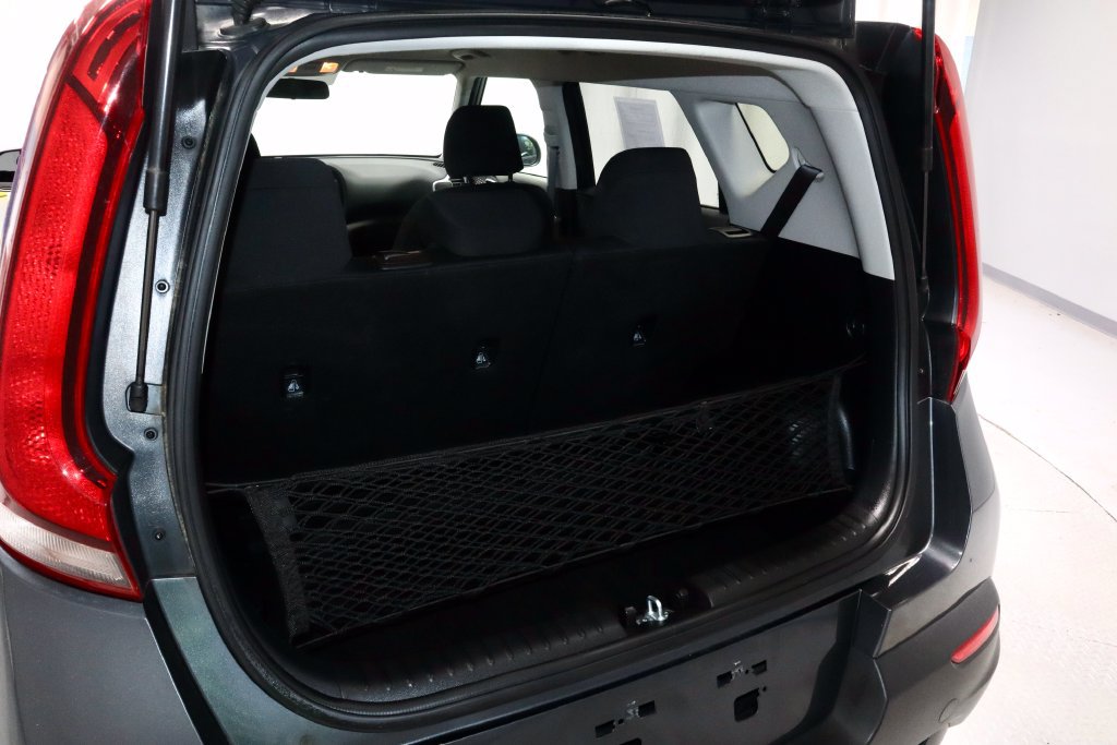 Used 2020 Kia Soul LX FWD image 12