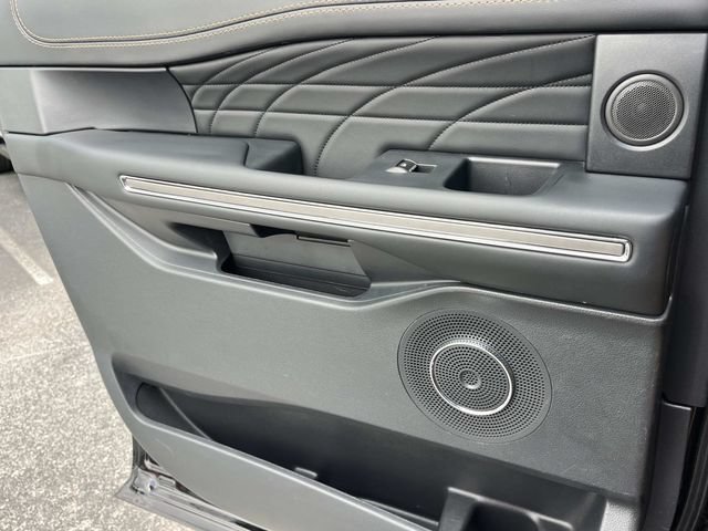 Certified 2022 Ford Expedition Max Platinum AWD/4WD image 22