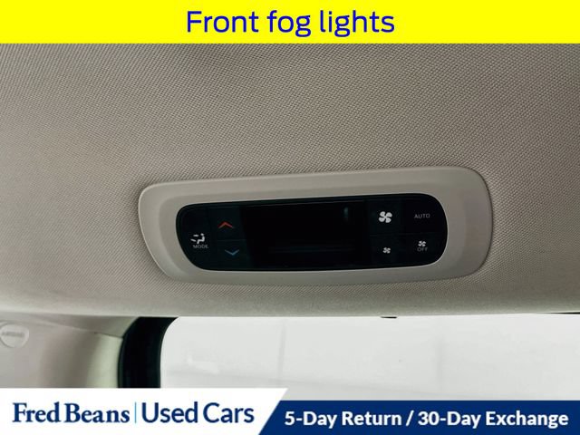 Used 2024 Chrysler Pacifica Touring-L FWD image 30