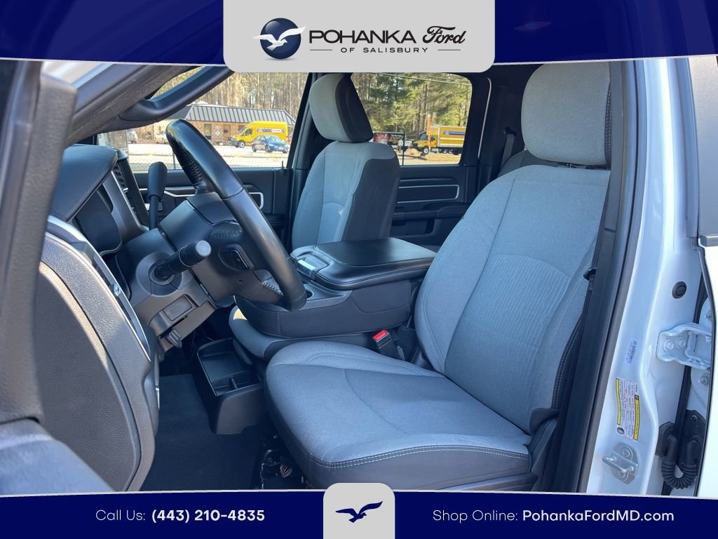 Used 2024 RAM 3500 Big Horn image 19