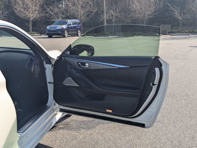 Used 2022 INFINITI Q60 3.0t Luxe w/ Essential Package image 32