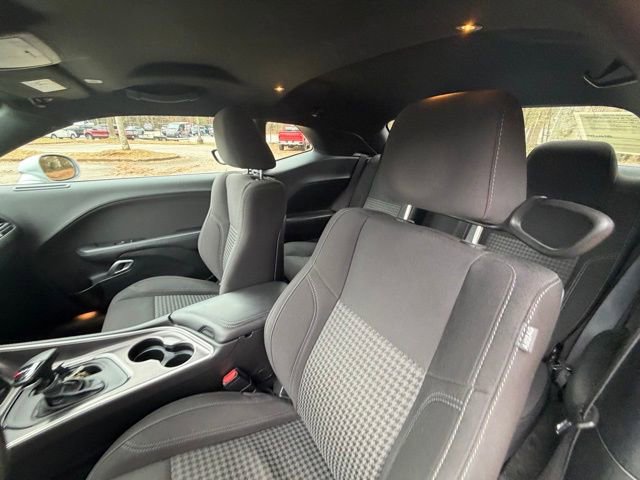 Used 2019 Dodge Challenger SXT w/ Blacktop Package image 12