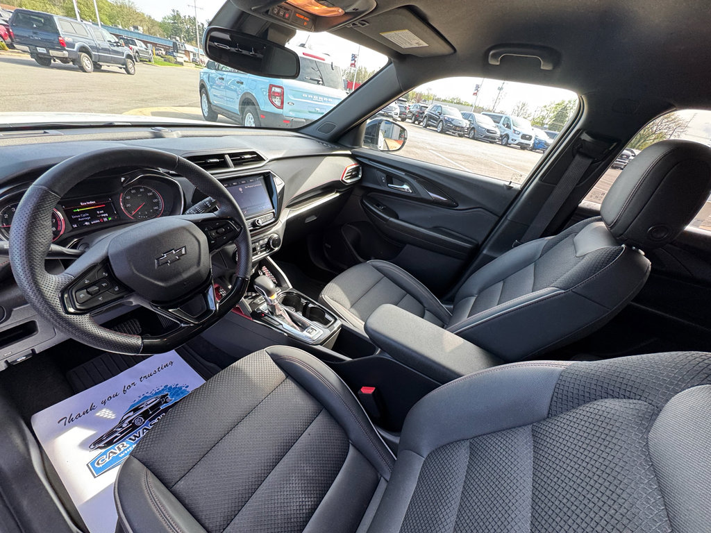 Used 2022 Chevrolet TrailBlazer RS w/ Technology Package AWD/4WD image 24