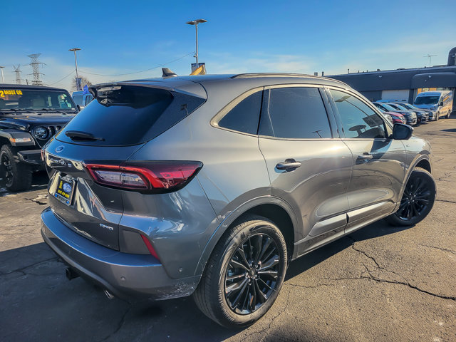 Certified 2024 Ford Escape ST-Line Elite w/ Premium Technology Package image 7