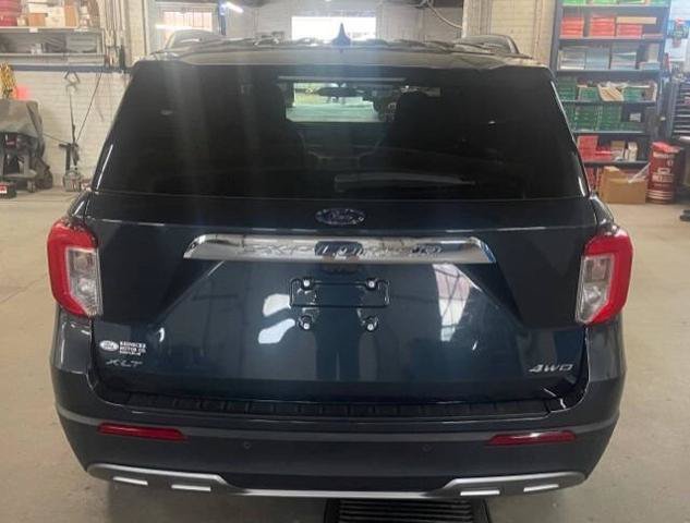 Certified 2023 Ford Explorer XLT w/ Equipment Group 202A AWD/4WD image 5