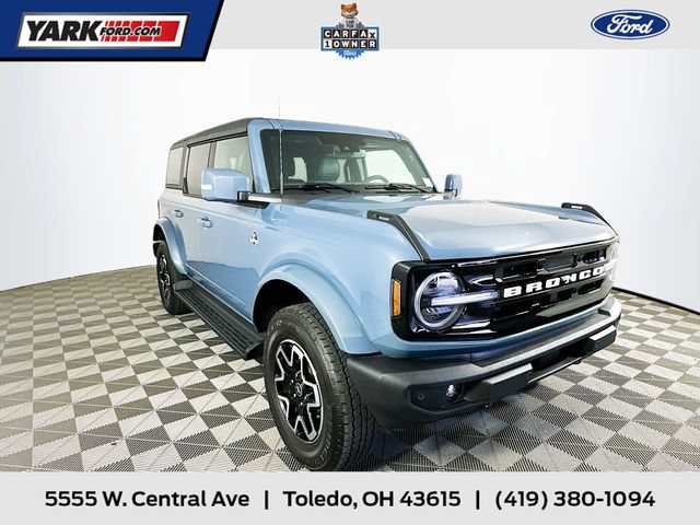 Certified 2025 Ford Bronco Outer Banks AWD/4WD image 1