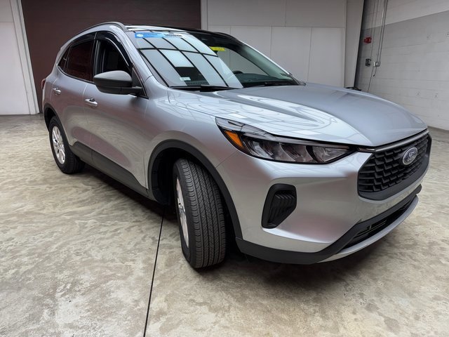 Certified 2023 Ford Escape Active w/ Tech Pack #1 image 7