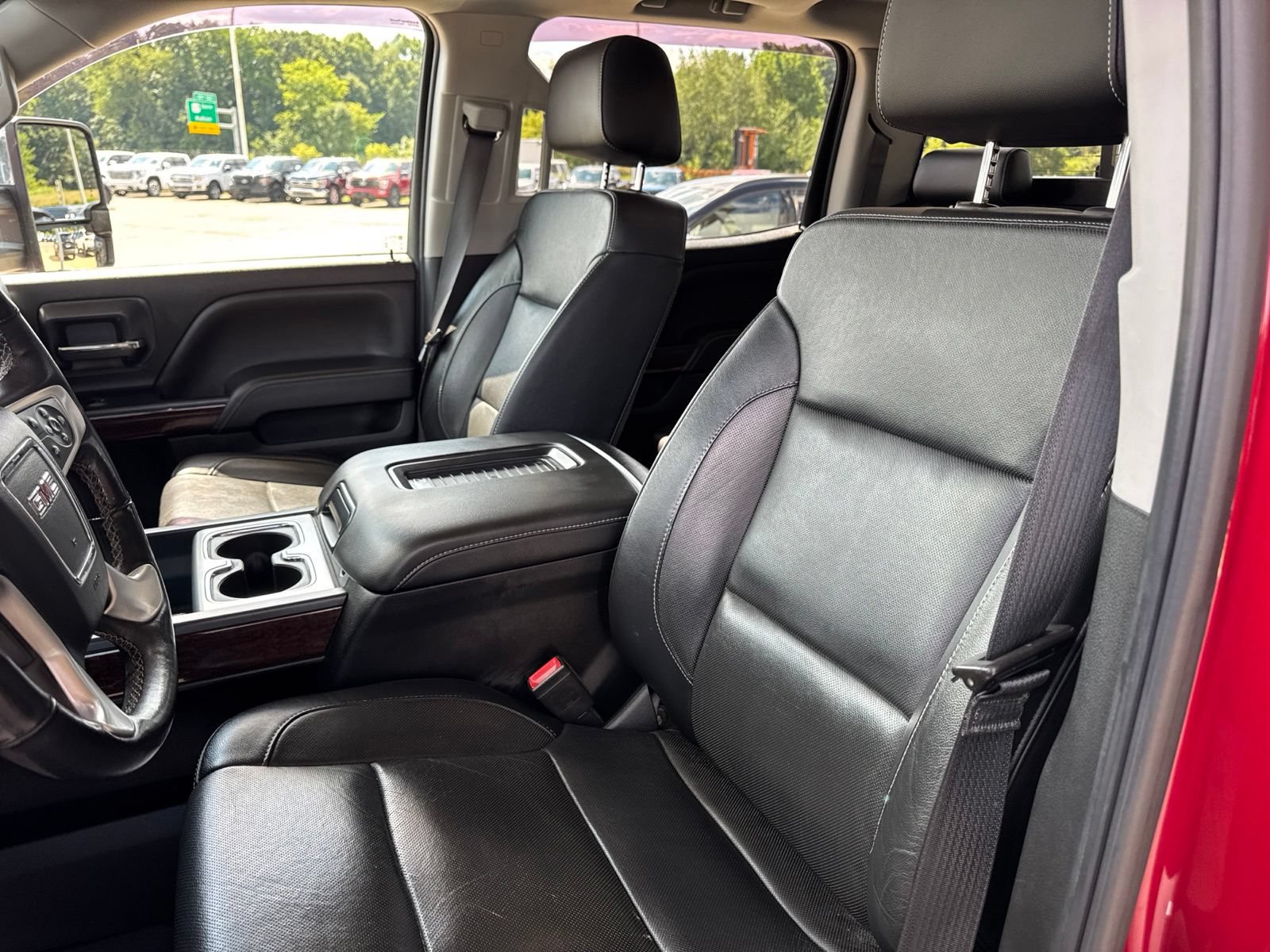 Used 2018 GMC Sierra 2500 SLT AWD/4WD image 24
