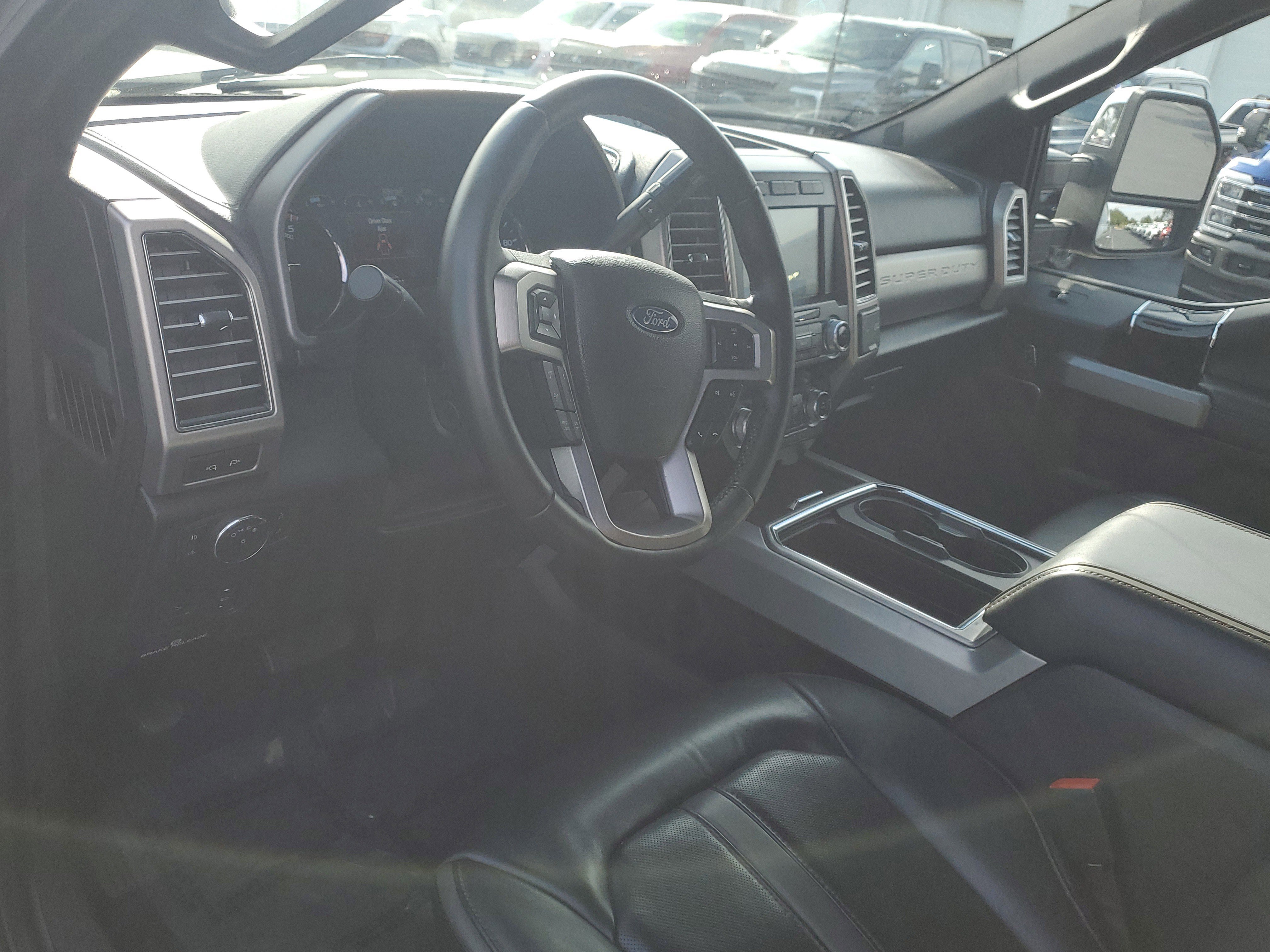 Certified 2021 Ford F250 Platinum w/ FX4 Off-Road Package image 20