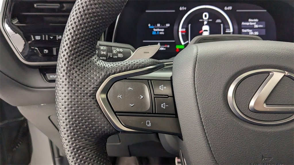 Used 2024 Lexus TX 500h AWD w/ Technology Package image 31