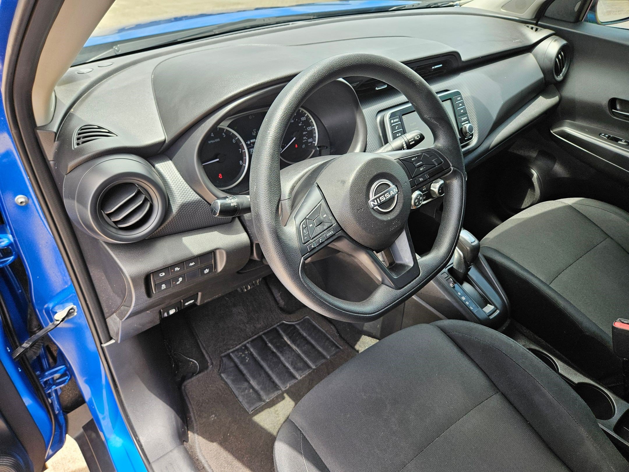 Used 2024 Nissan Kicks S FWD image 15