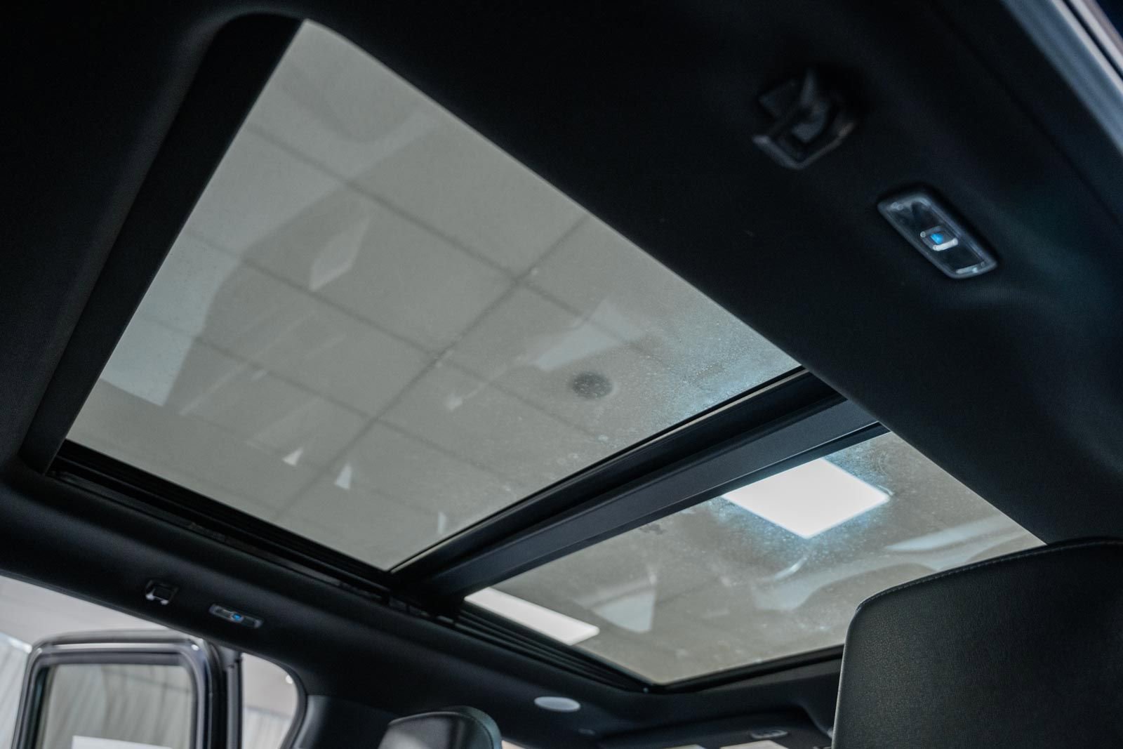 Certified 2024 Ford F150 Lariat w/ Equipment Group 502A High image 44