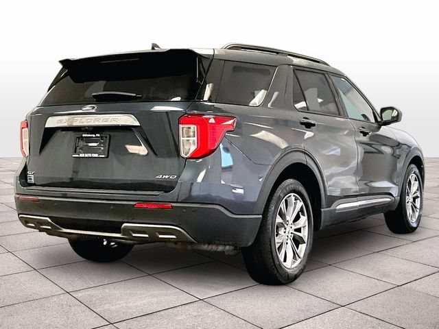 Certified 2022 Ford Explorer XLT w/ Equipment Group 202A AWD/4WD image 11