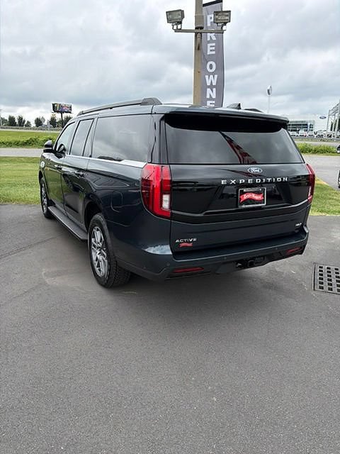 Certified 2025 Ford Expedition Max Active AWD/4WD image 3