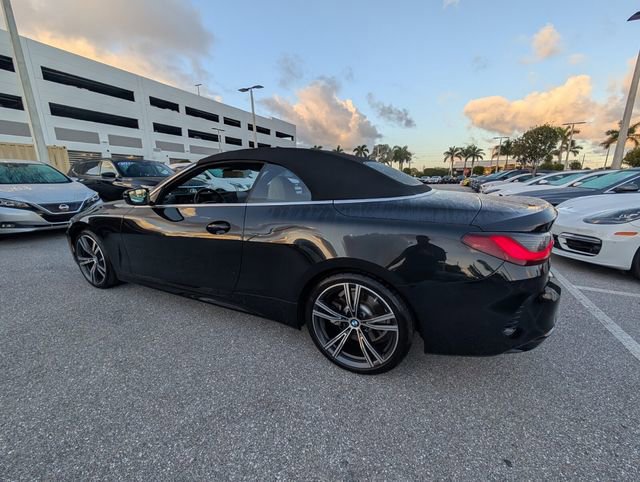 Used 2024 BMW 430i Convertible w/ Premium Package image 2