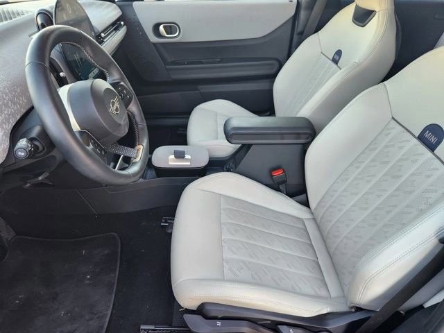 Used 2025 MINI Cooper S image 12