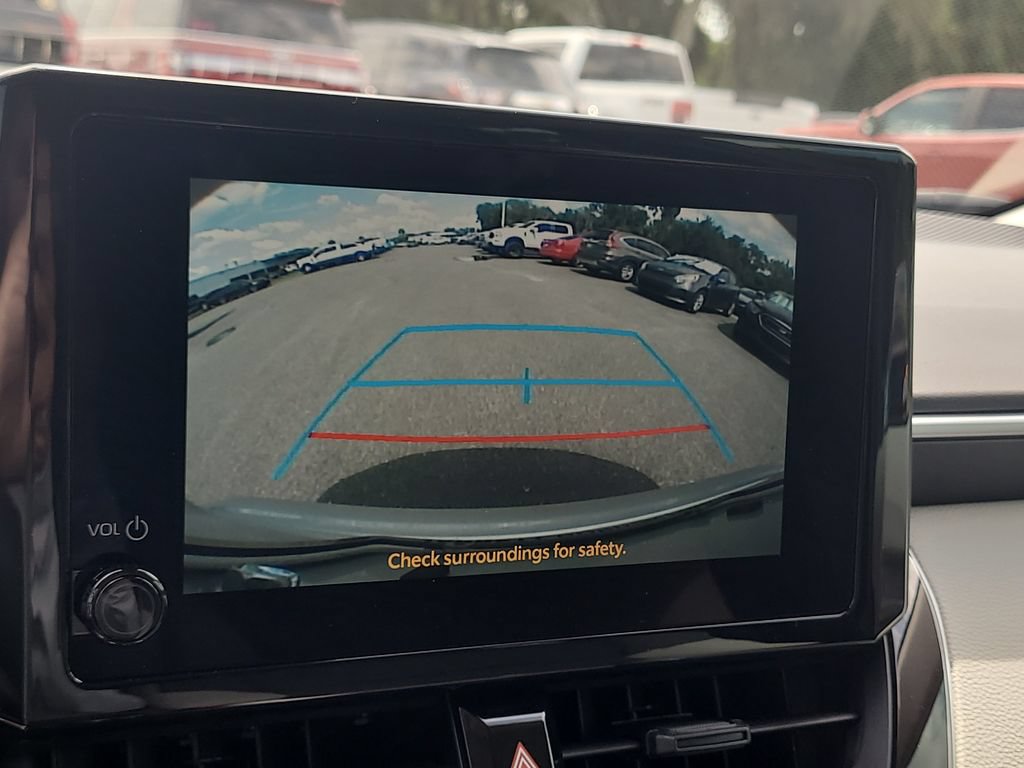 Used 2025 Toyota Corolla LE FWD image 21