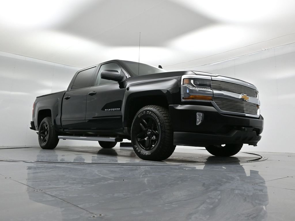 Used 2017 Chevrolet Silverado 1500 LT w/ LT Eassist Package image 44