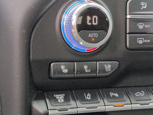 Used 2020 GMC Sierra 2500 AT4 w/ AT4 Premium Package AWD/4WD image 26
