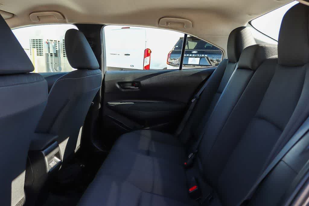 Used 2024 Toyota Corolla LE FWD image 17