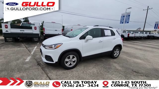 Used 2017 Chevrolet Trax LT w/ LT Convenience Package FWD image 4