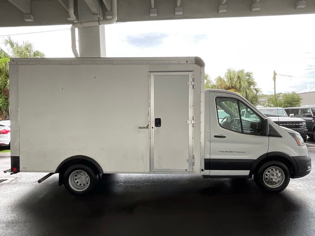 Certified 2022 Ford Transit 350 DRW RWD image 2