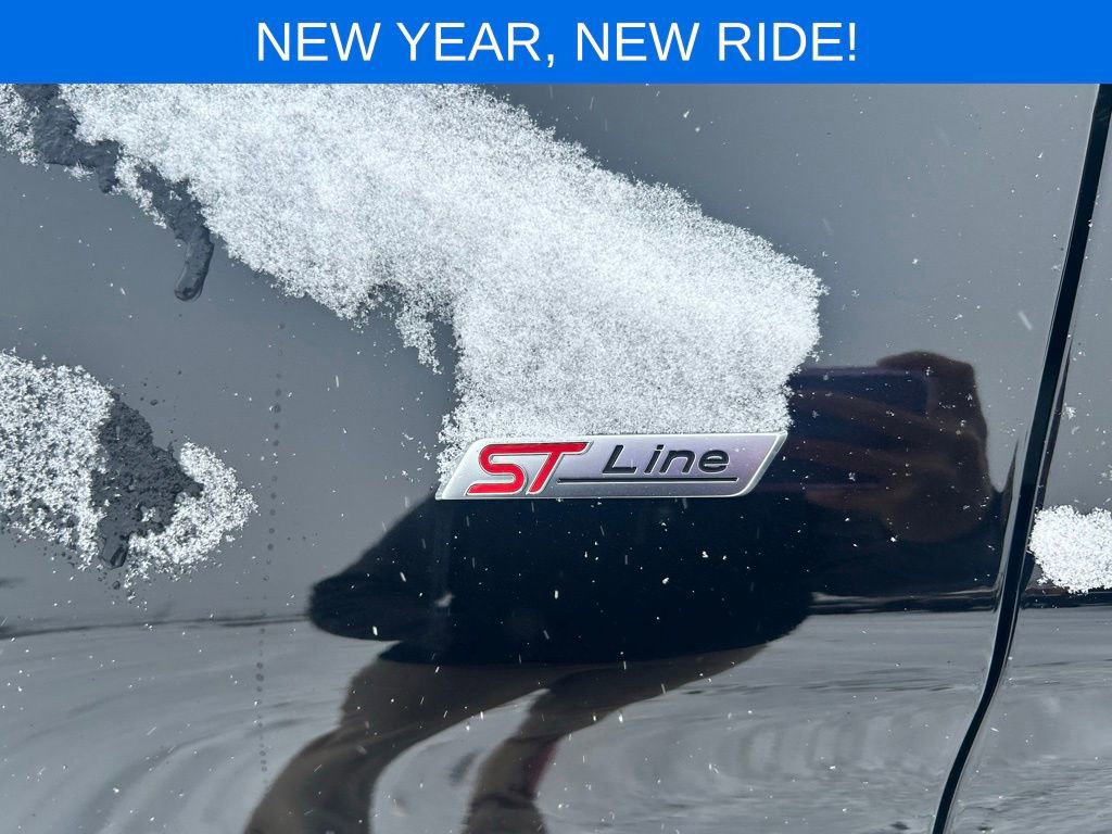 Certified 2022 Ford Explorer ST-Line image 11