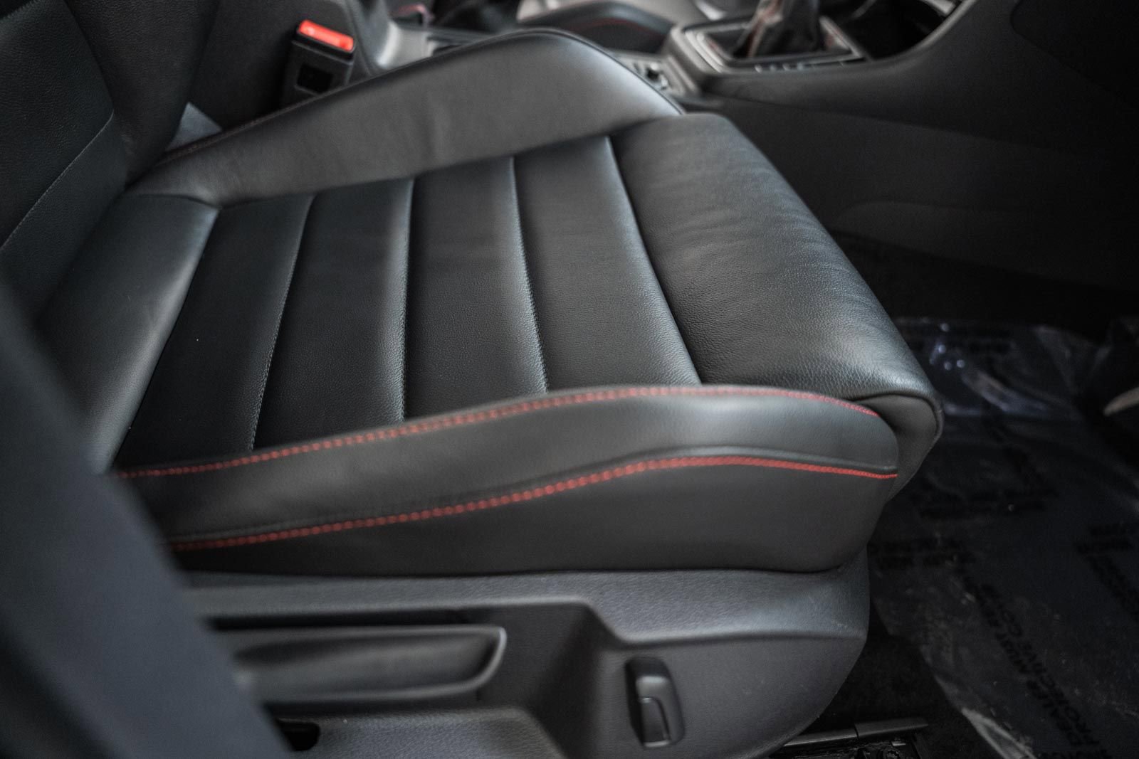 Used 2019 Volkswagen GTI Autobahn image 40