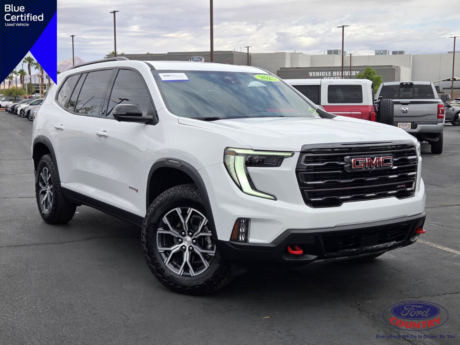 Used 2025 GMC Acadia AT4 w/ Luxury Package AWD/4WD image 1