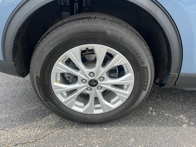 Certified 2024 Ford Escape Active w/ Cold Weather Package FWD image 10