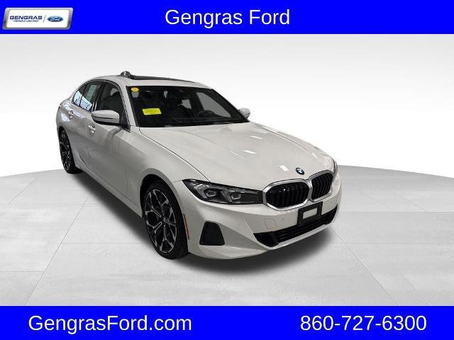Used 2025 BMW 330i xDrive Sedan w/ Premium Package AWD/4WD image 7