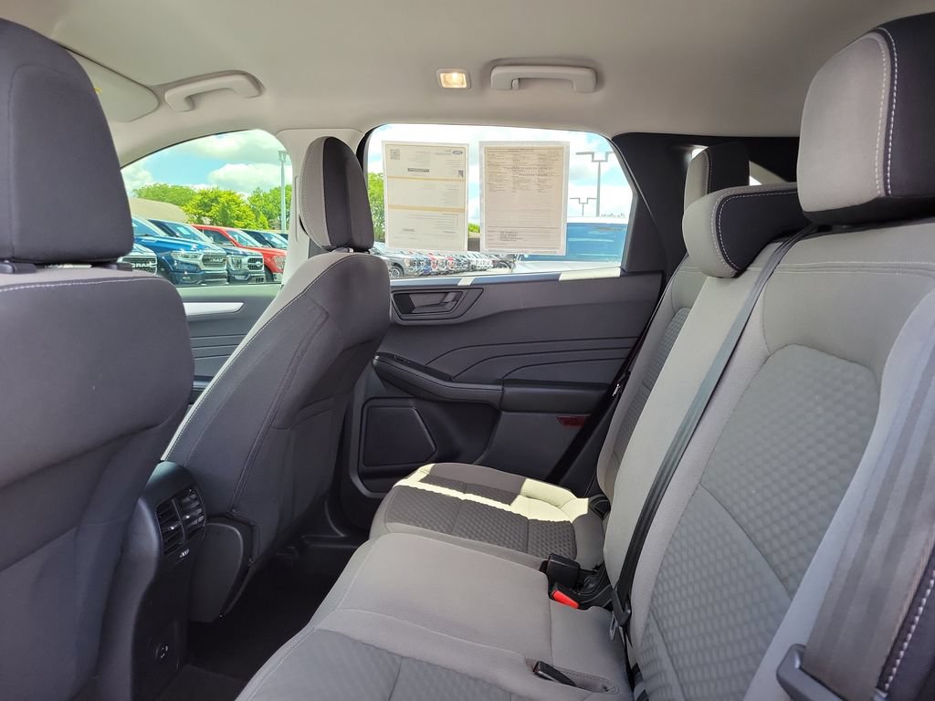 Certified 2022 Ford Escape SE w/ Cold Weather Package FWD image 14