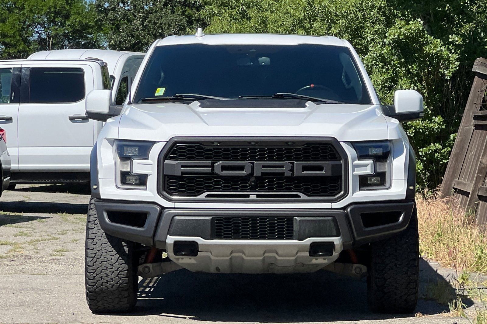 Certified 2020 Ford F150 Raptor w/ Equipment Group 802A Luxury image 9
