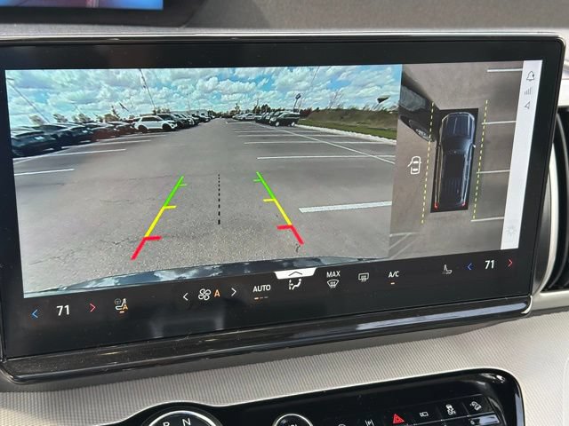 Certified 2025 Ford Expedition Active AWD/4WD image 38