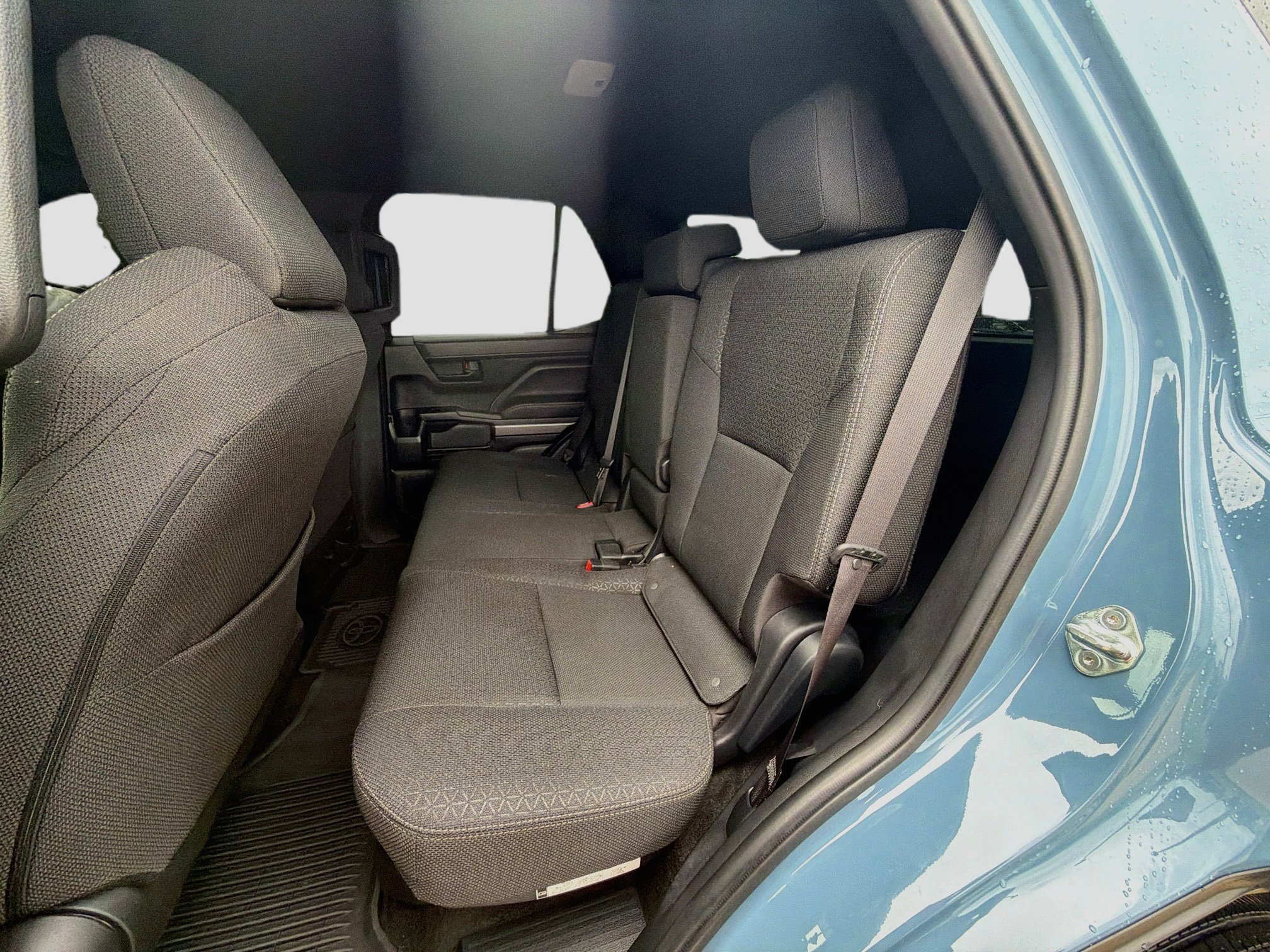 Used 2025 Toyota 4Runner SR5 AWD/4WD image 23