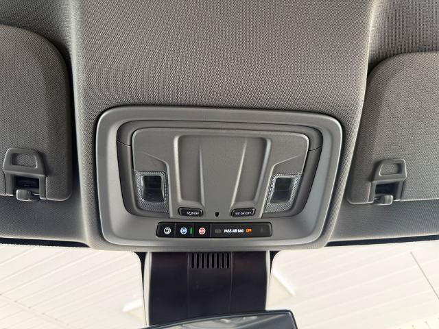 Used 2025 Chevrolet Silverado 1500 LT RWD image 19