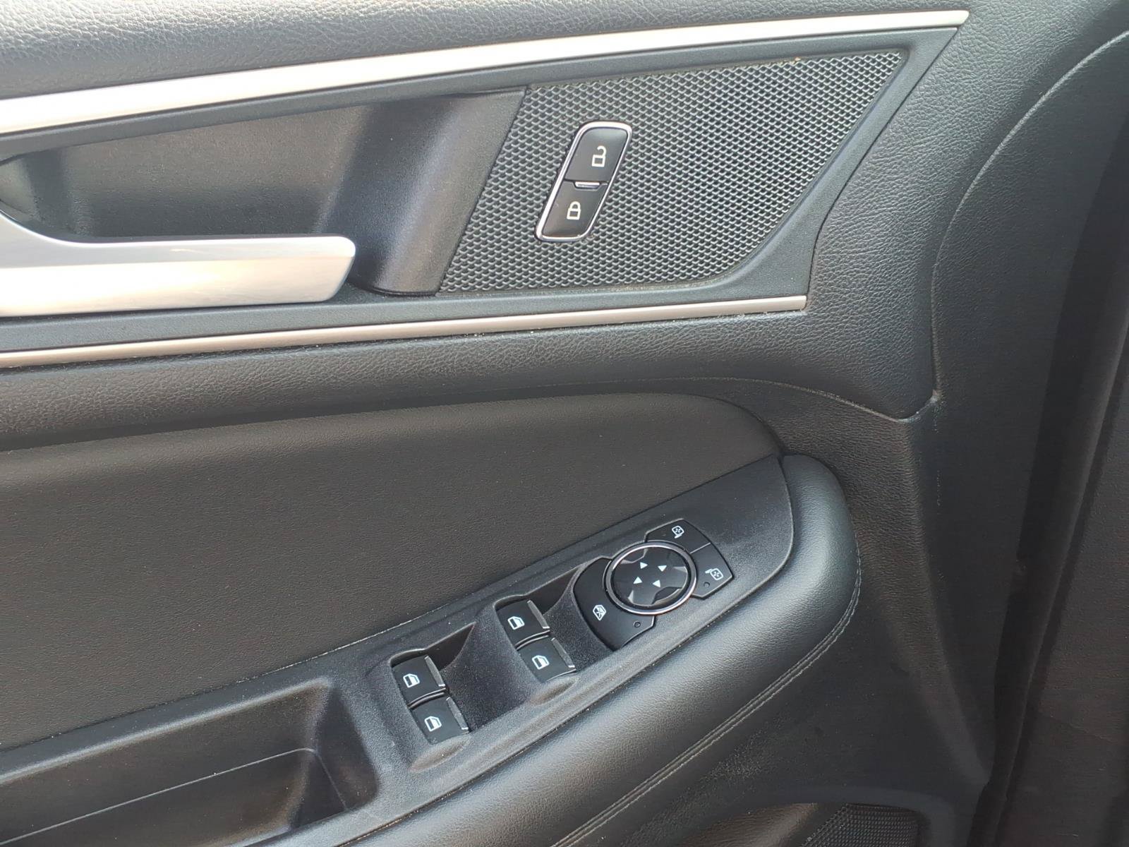 Certified 2024 Ford Edge SEL AWD/4WD image 16