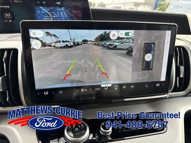 Certified 2025 Ford Expedition Active AWD/4WD image 21
