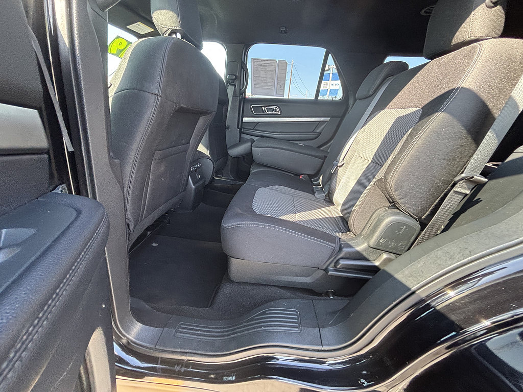 Certified 2019 Ford Explorer XLT w/ Class III Trailer Tow Package AWD/4WD image 32