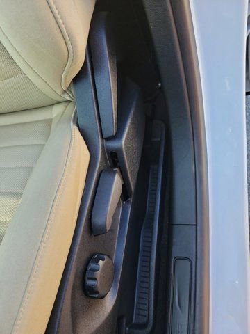 Certified 2024 Ford Edge SE image 22