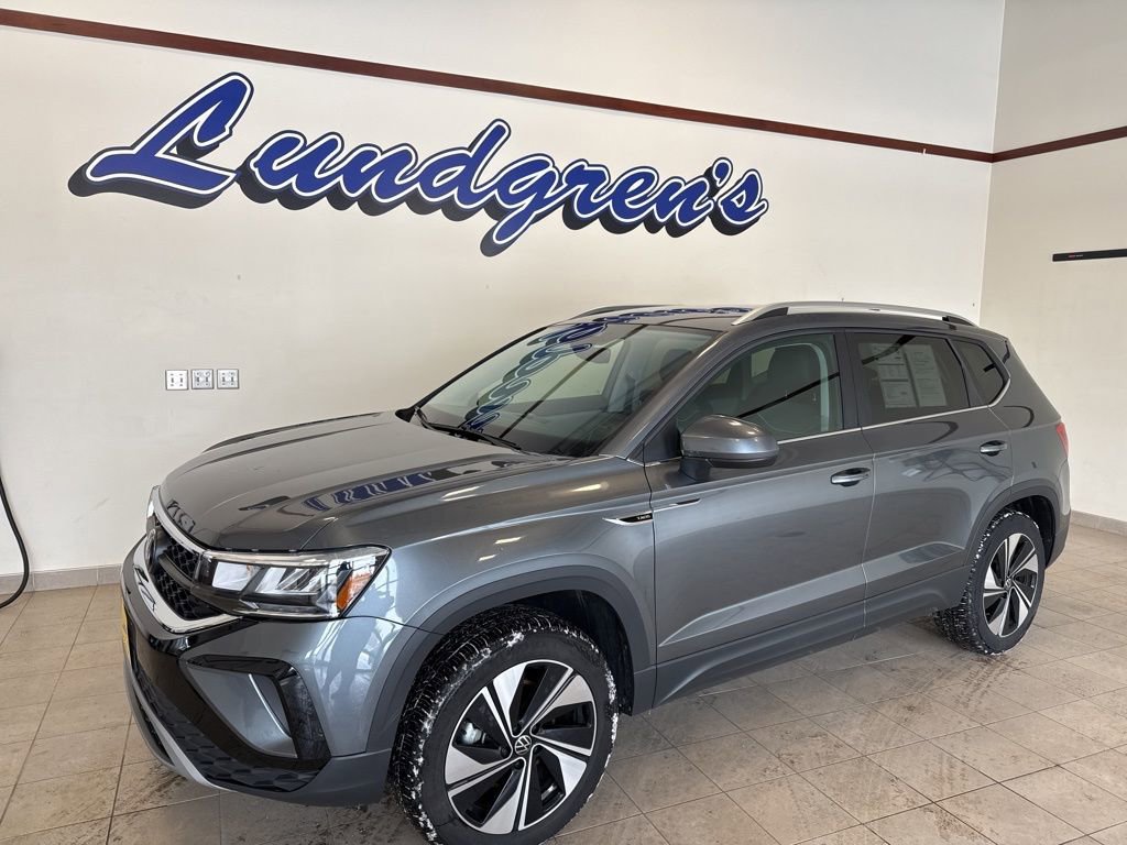 Used 2024 Volkswagen Taos SE