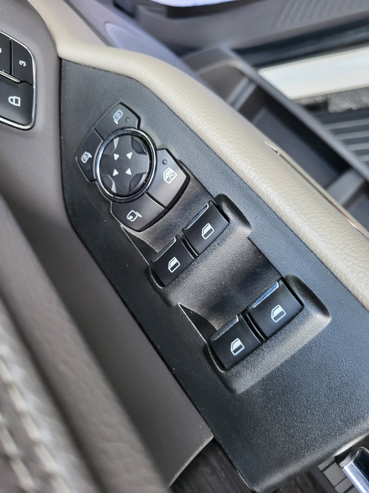 Certified 2021 Ford Expedition Limited RWD image 18