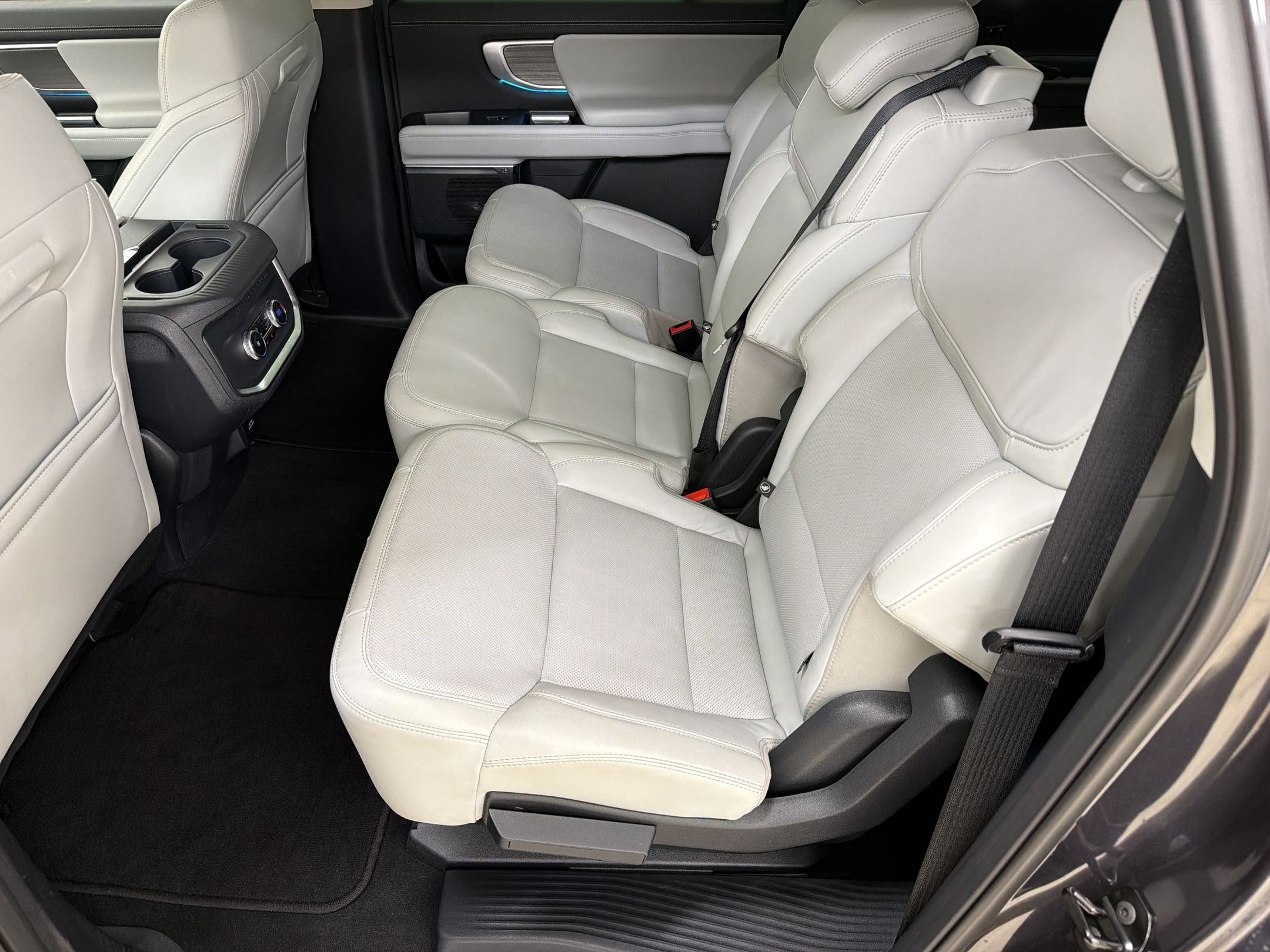 Certified 2025 Ford Expedition Max Platinum AWD/4WD image 14