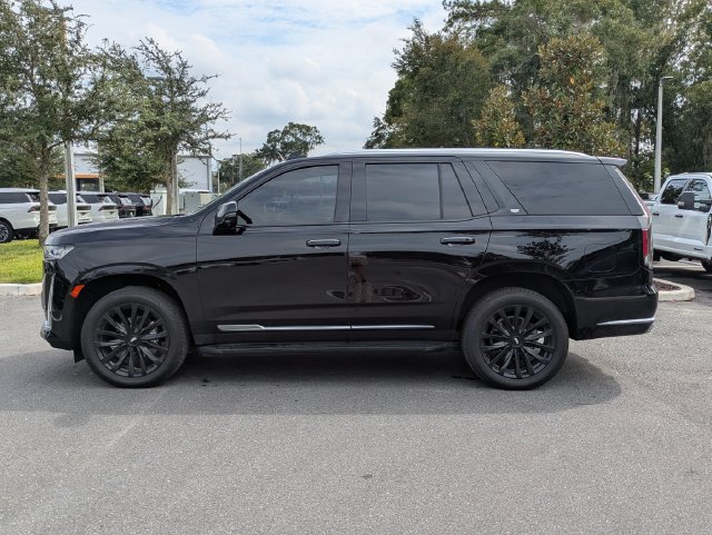 Used 2023 Cadillac Escalade Luxury AWD/4WD image 6