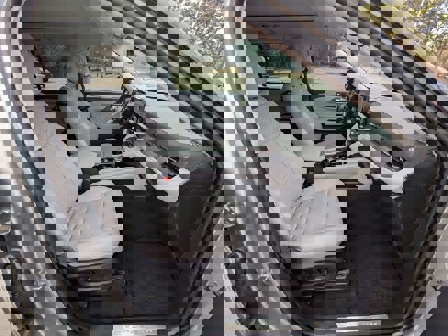 Certified 2025 Ford Explorer Platinum w/ Ultimate Package image 40